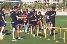 Thumbnail Aufwärmübungen beim ISC Leichtathletiktrainingcamp