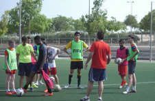 Thumbnail Spanisch lernen und Fußball spielen bei unserem Sommercamp 